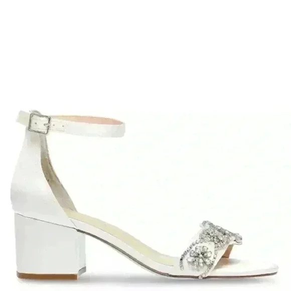 New in Box! Betsey Johnson Women's Mel Block Heel Evening Sandals Size 9 - Picture 4 of 9